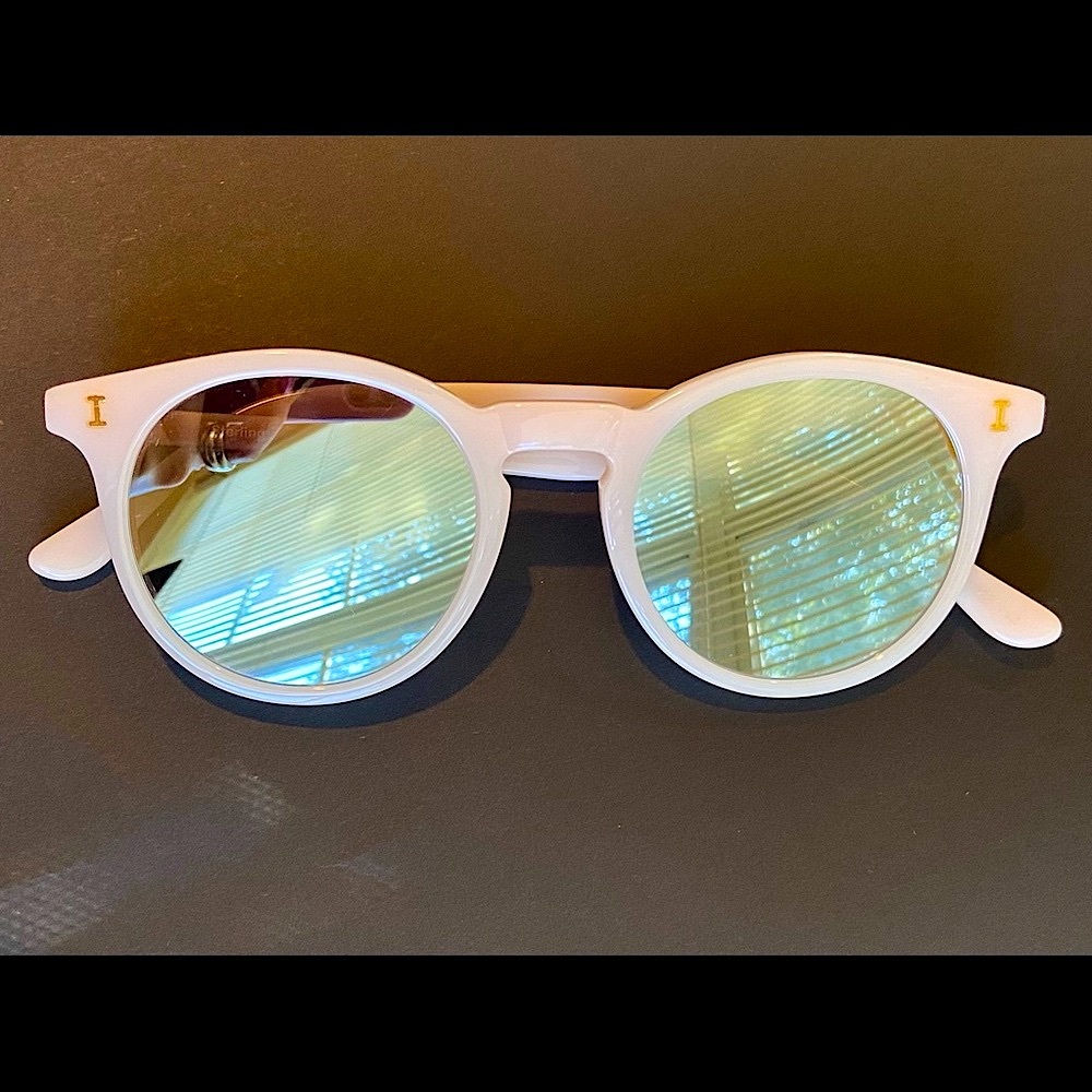 illesteva ‘Sterling Round’ Sunglasses